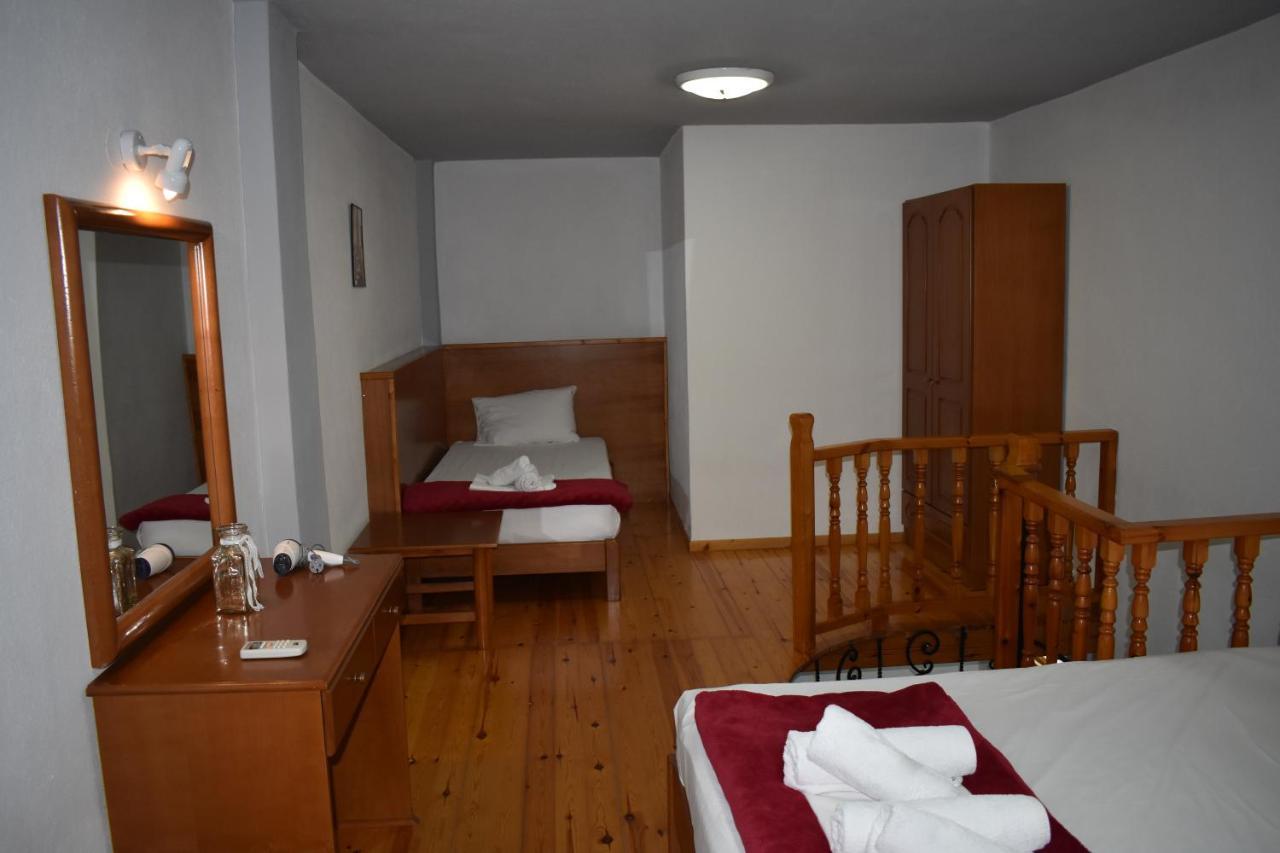 Galanis Studios And Apartments Platamonas Bagian luar foto