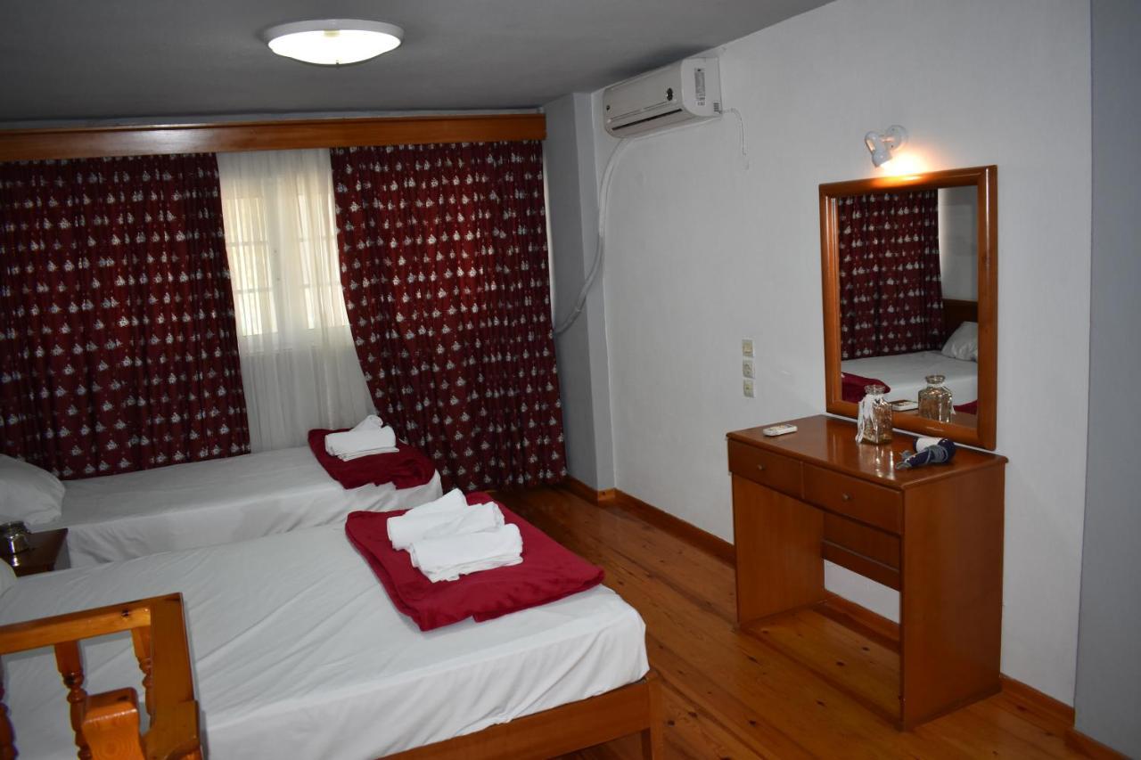 Galanis Studios And Apartments Platamonas Bagian luar foto